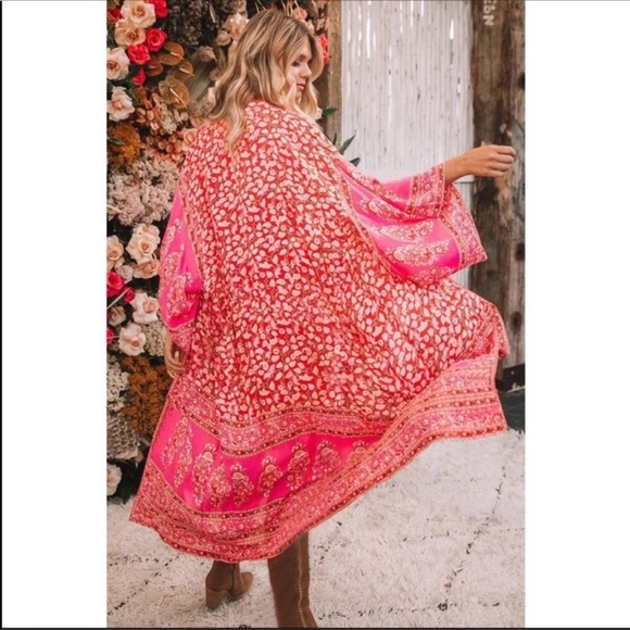 BOHO CHÍC FLORAL KIMONO BEACH COVERUP - Picture 3 of 4